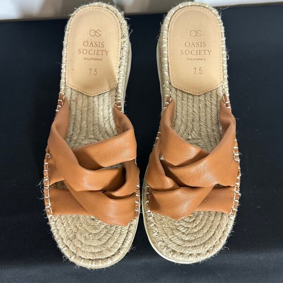 Oasis Society Shoes - Oasis Society Puffer Platform Espadrilles Sandals Sz 7.5